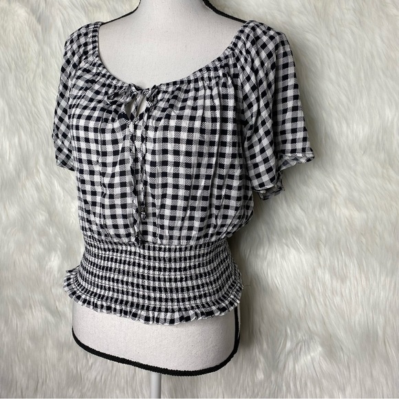 Pink Rose Black GinghamTop Size Medium - Picture 5 of 13